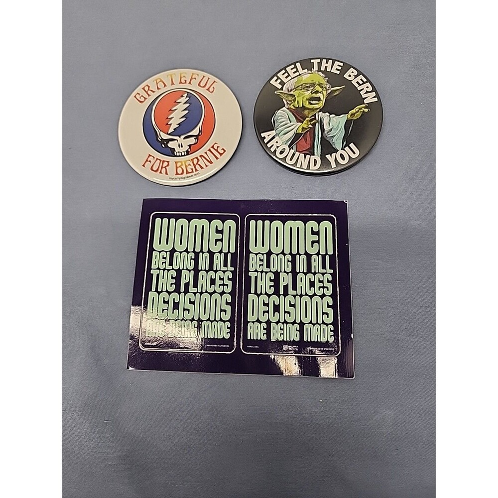 2020 Bernie Sanders Presidentisl Campaign Buttons/ Baby Yoda Bernie- Stealie
